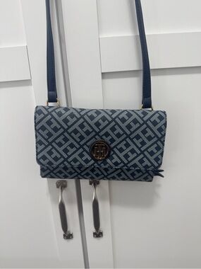 Tommy Hilfiger Monogram Crossbody Wallet Bag Navy Blue
